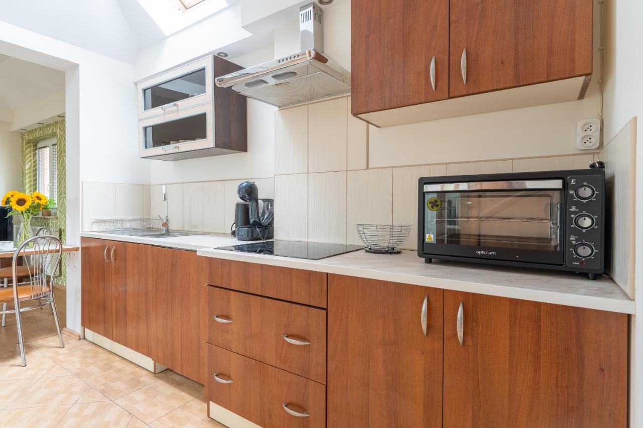 Apartament Green Hill Z Balkonem I Widokiem Na Karkonosze - Space Apart Еленя-Гура Экстерьер фото
